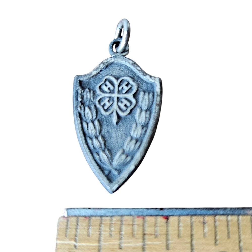 Vtg 4-H Club Shield Pendant Charm Bracelet Silver Tone Four Leaf Clover Crest 1"